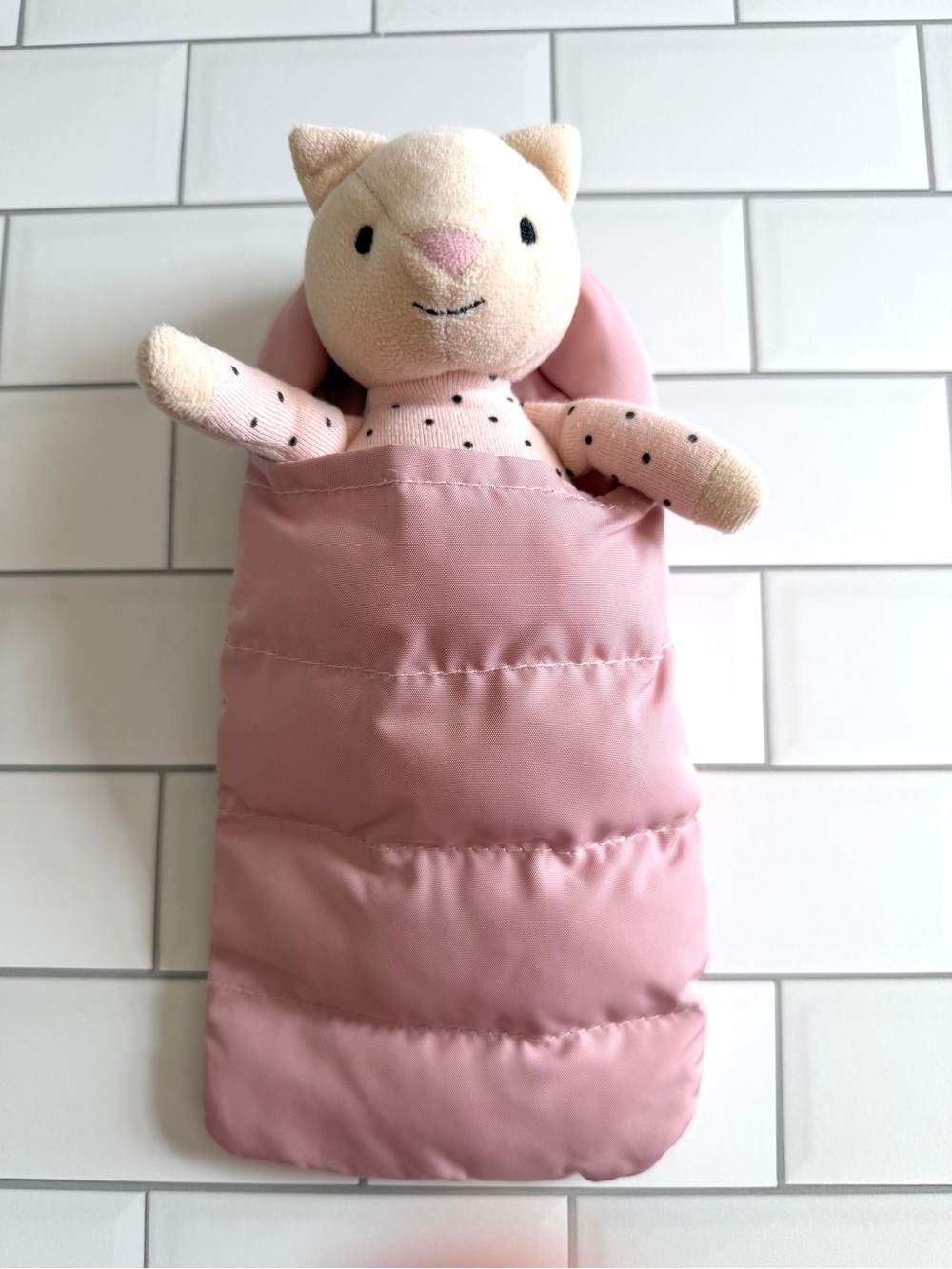 🐱 *Retired* JellyCat Snuggler Cat Pink Polka Dot w/ Sleeping Bag Soft Knit Toy - Picture 2 of 6